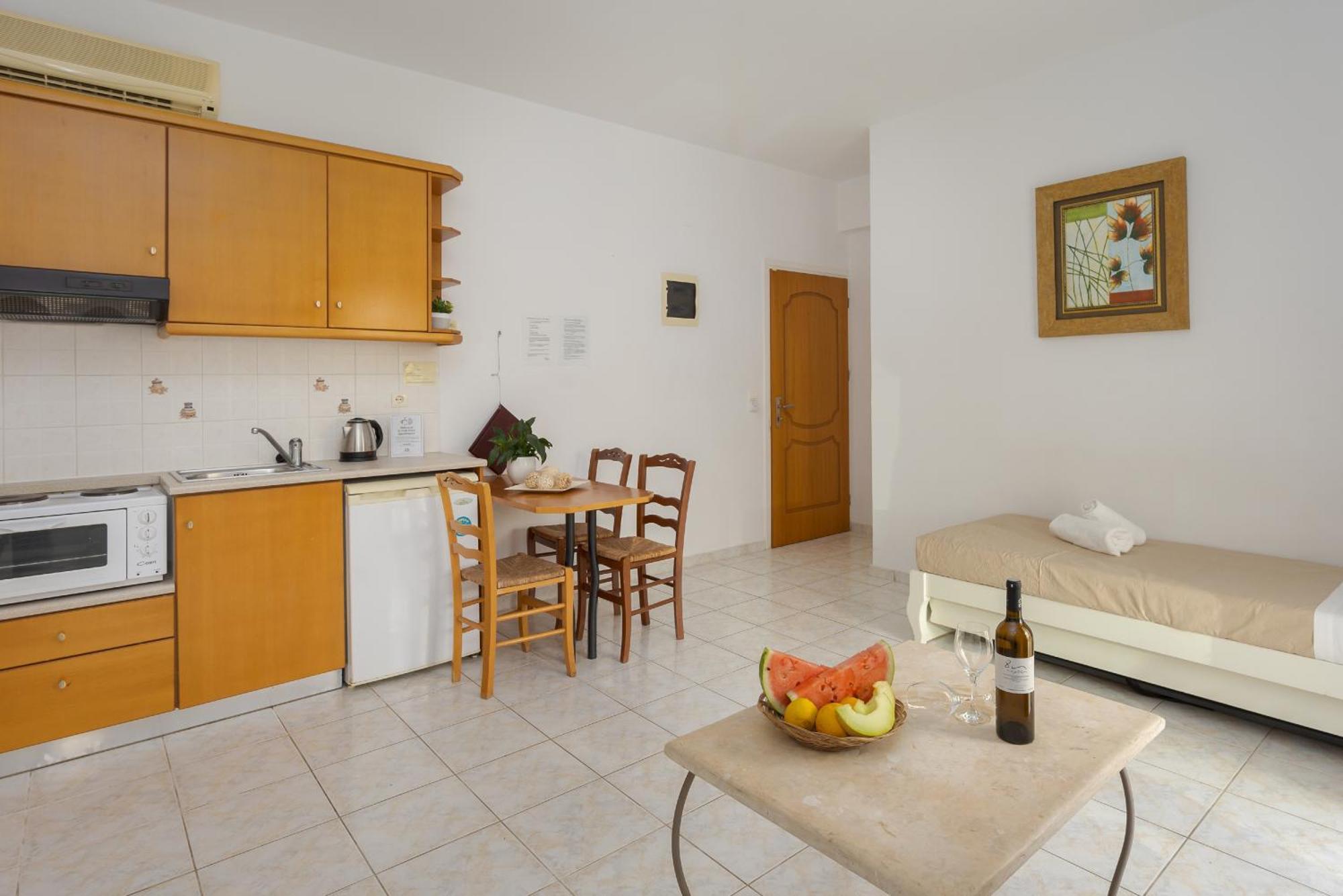 Irida Aparthotel Malia By Estia Exterior photo