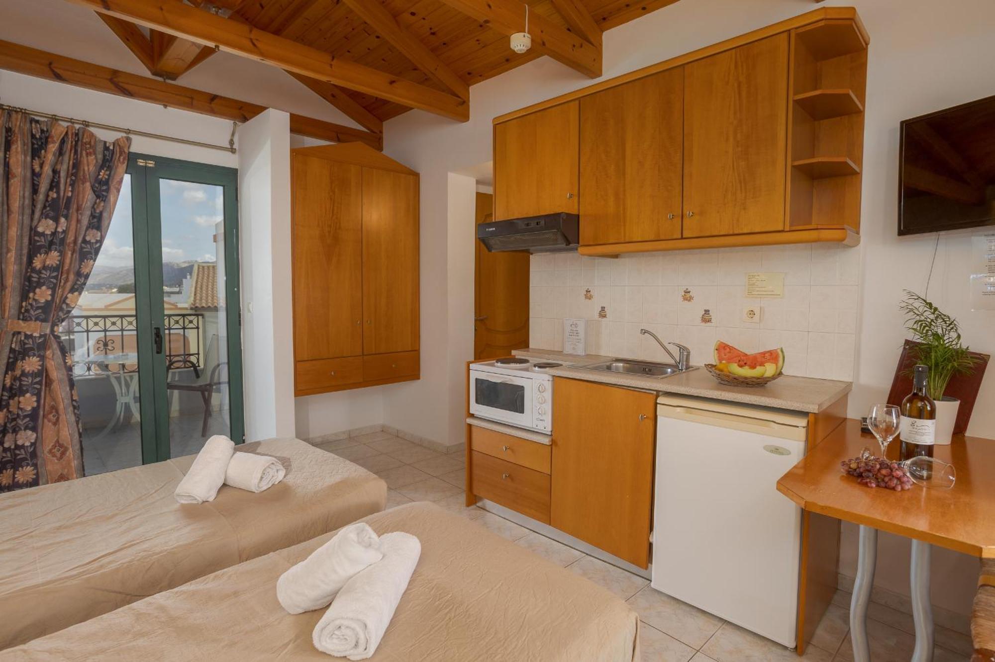 Irida Aparthotel Malia By Estia Exterior photo