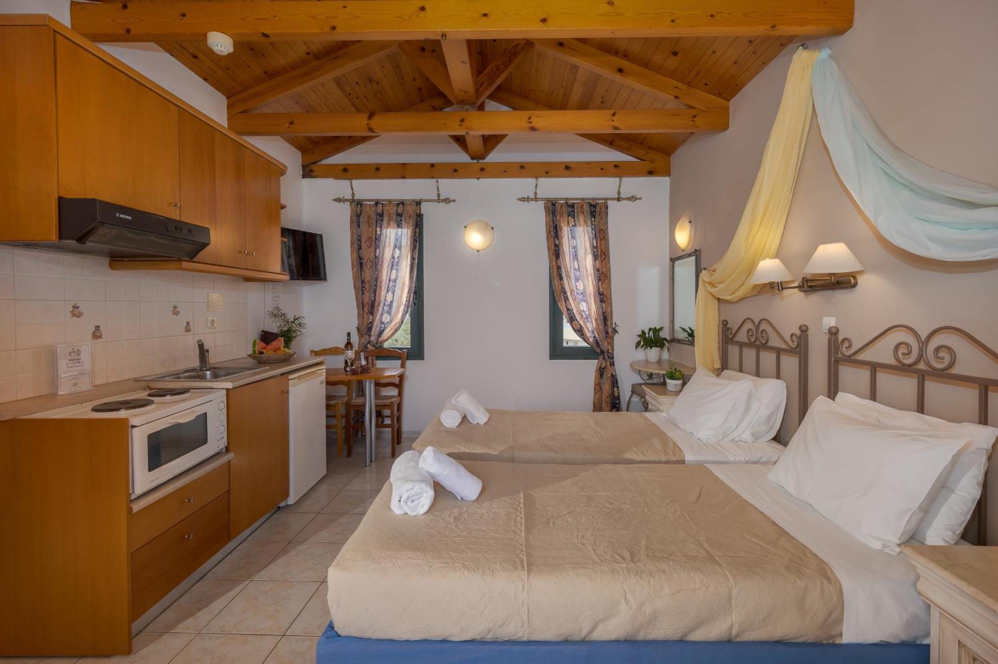 Irida Aparthotel Malia By Estia Exterior photo